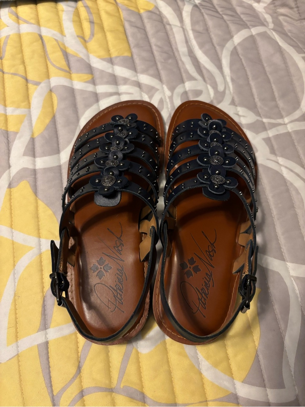 Patricia Nash navy/brown Floral Multi-Strap Sandals